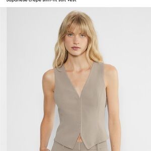 Japanese crepe slim fit vest Aritzia